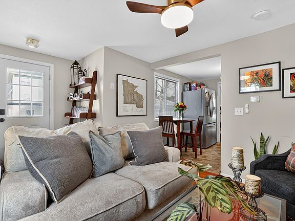 3rd image of 203 1st St NW