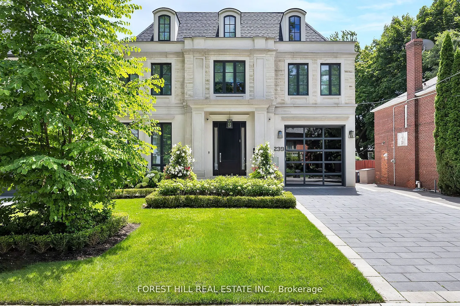 239 Cortleigh Blvd photo 1
