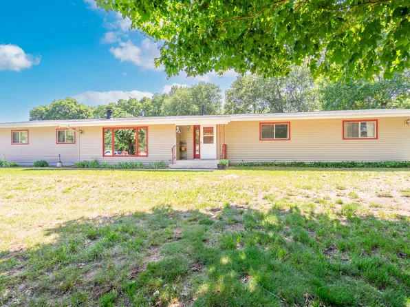 35721 Jay Dr, Custer Park, IL 60481