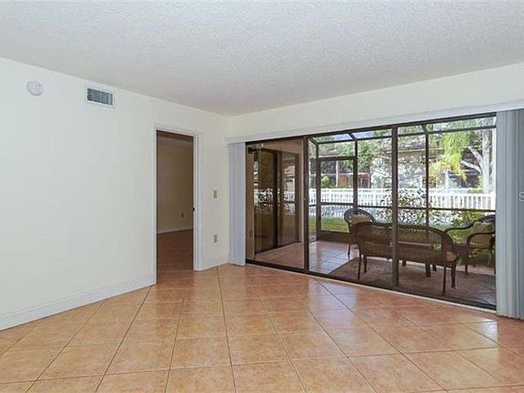 3rd image of 5685 Summer Side Ln #5685