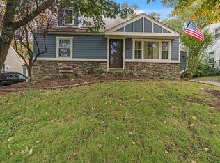 420 Belvedere Ln, Saint Louis, MO 63122