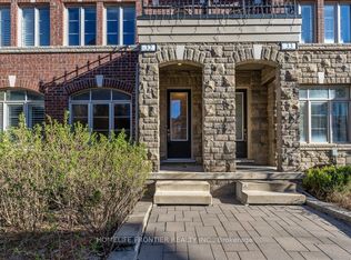 1331 Major Mackenzie Dr W #32, Vaughan, ON L6A 4W4