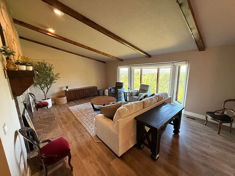 3245 E Boulder Heights Dr — Photo 9