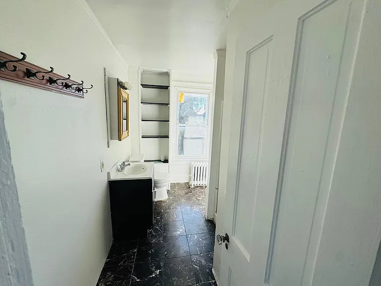 51 Mine St — Photo 12