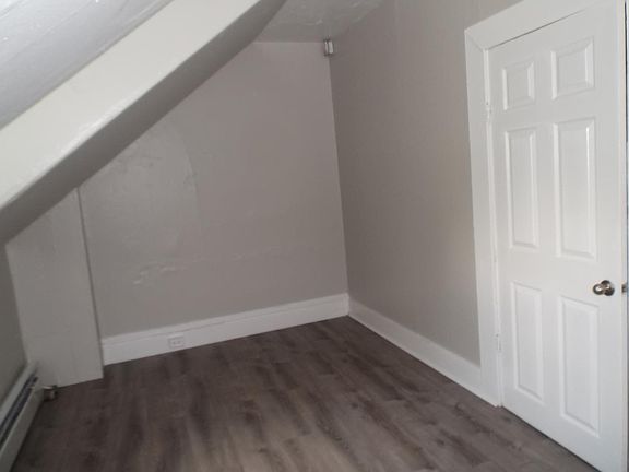 4th image of 34 Benefit St APT 17
