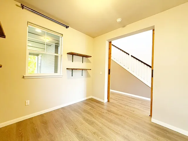 2441 NE Redford St — Photo 7