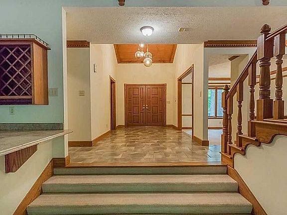 Entry. Gorgeous tile entry