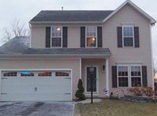 6157 Woodford Dr, Lake View, NY 14085