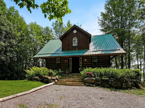 1027 Trooper Lake Dr, Highlands East, ON K0L 2Y0