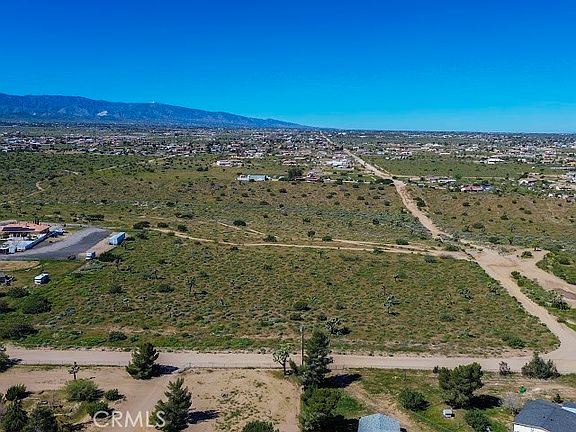 4th image of 1 Smoke Tree Rd