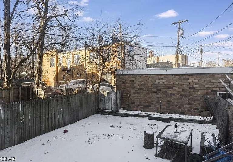 11 Ellington St #2 — Photo 24