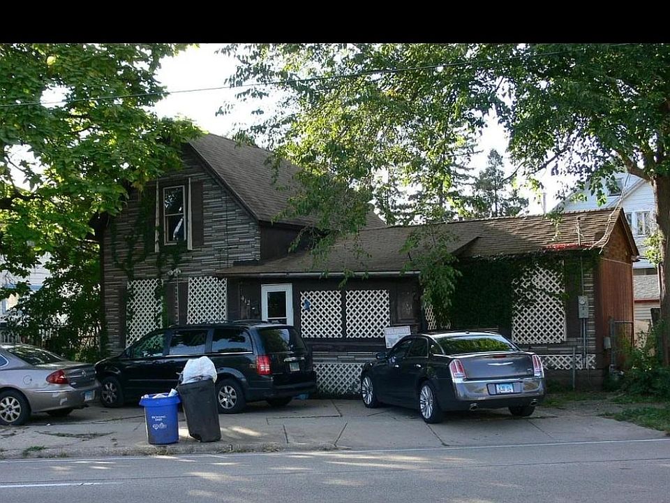 1st image of 412 N 6th St