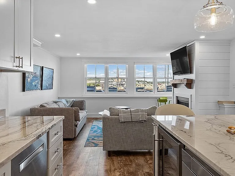 25 Atlantic Ave #2 — Photo 13