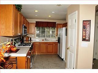 4th image of 1645 Hermocilla Way