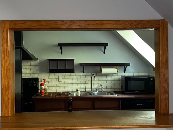 5th image of 2323 Ohio Ave #3