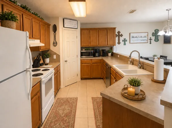 3214 111th St Unit B, Lubbock, TX 79423