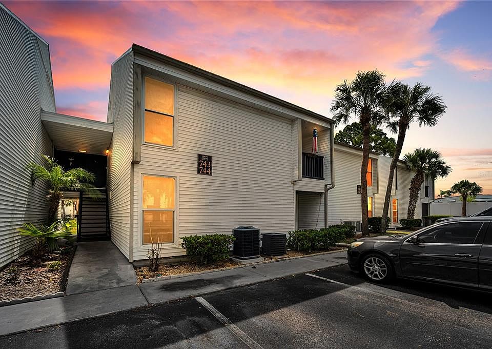 1st image of 743 HAVEN PLACE #743