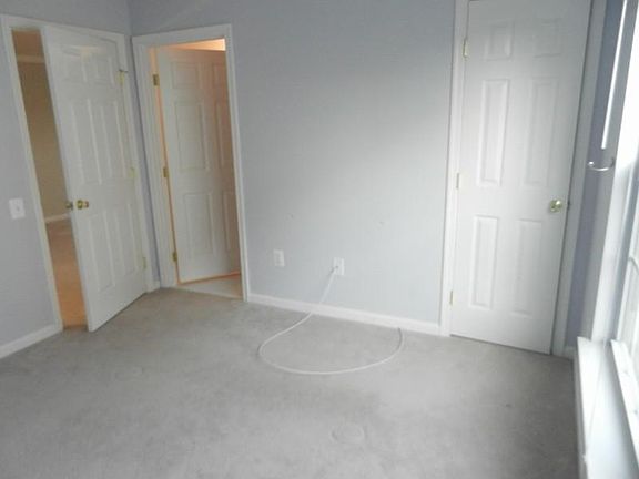Second master bedroom with bathroom and closet