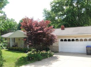 4685 N Ridgewood Dr, Bloomington, IN 47404