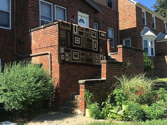 3rd image of 3519 Cuming St #3519