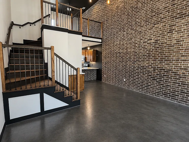 215 E Avenue K #B — Photo 3