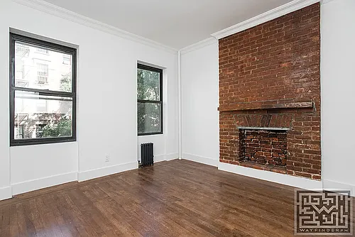 310 W 21st St #5 Photo 1