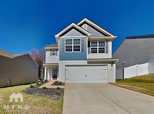 5012 Golden Flyer Ln, Charlotte, NC 28215