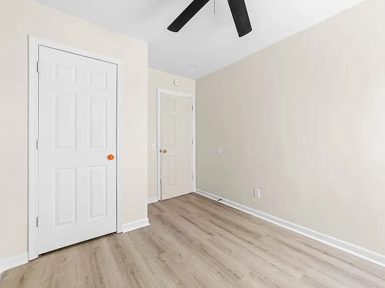 5403 Peachwood Dr — Photo 15