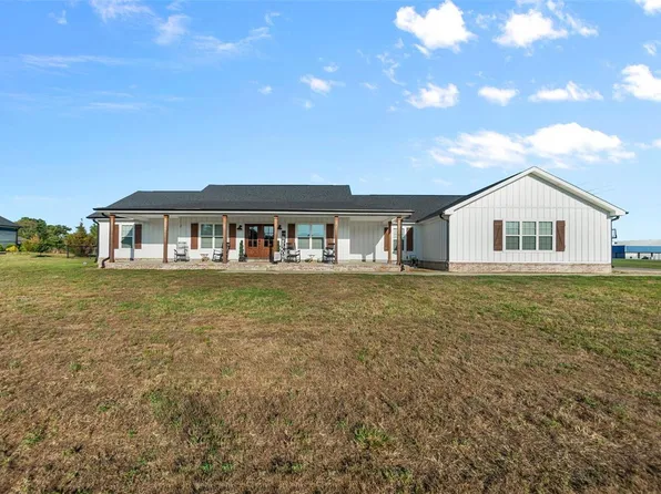 102 Jennings Ln, Sikeston, MO 63801