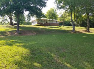 1571 Warrior Rd, Ohatchee, AL 36271