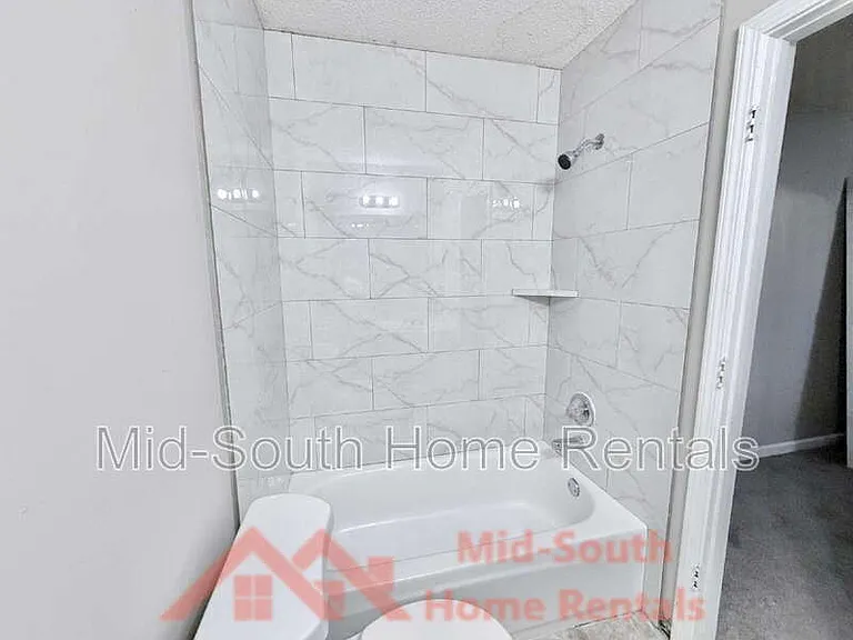 5528 Ginners Dr — Photo 15