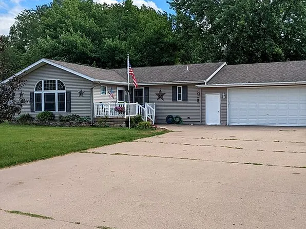2 Jack St, Marquette, MI 49855