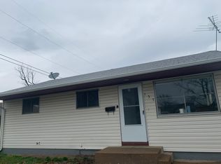 157 Perthshire Rd, Saint Louis, MO 63137