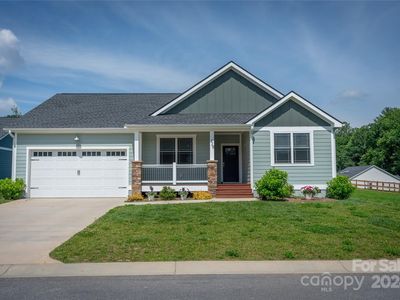 419 Windy Acres Knoll Dr, Hendersonville, NC, 28792