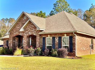 5285 Mackenzie Dr, Mobile, AL 36619