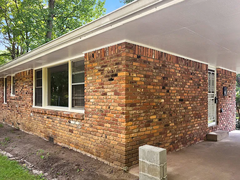 2798 Dearwood Dr SW — Photo 21