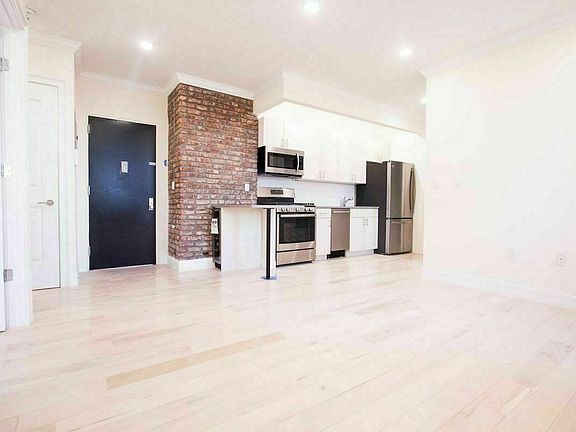 2nd image of 946 Bushwick Ave #508