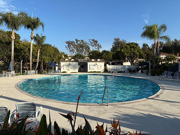 Two pools available,
Both 5 minutes walk