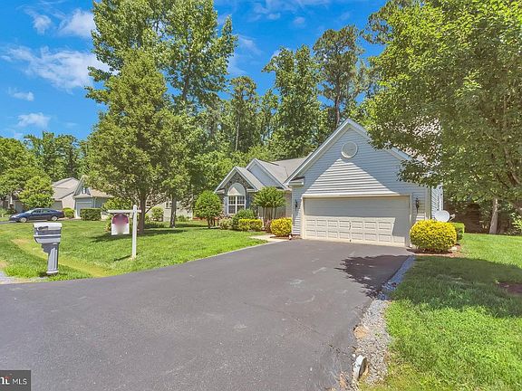 2nd image of 524 Cross Creek Ct