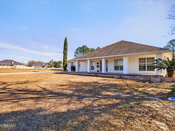2nd image of 3107 Cypress Creek Dr