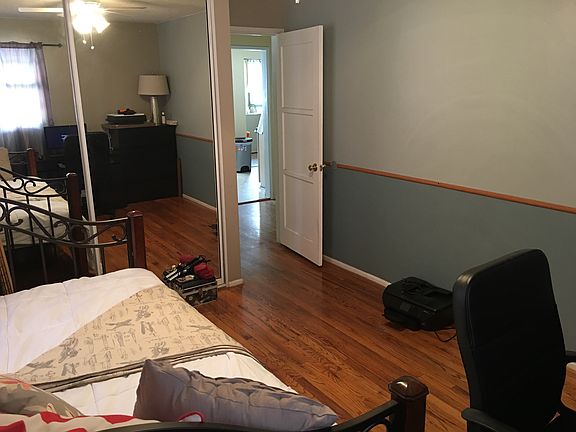 3rd image of 546 E La Deney Dr #A