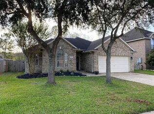 2024 Saint Edmunds Xing, Dickinson, TX 77539