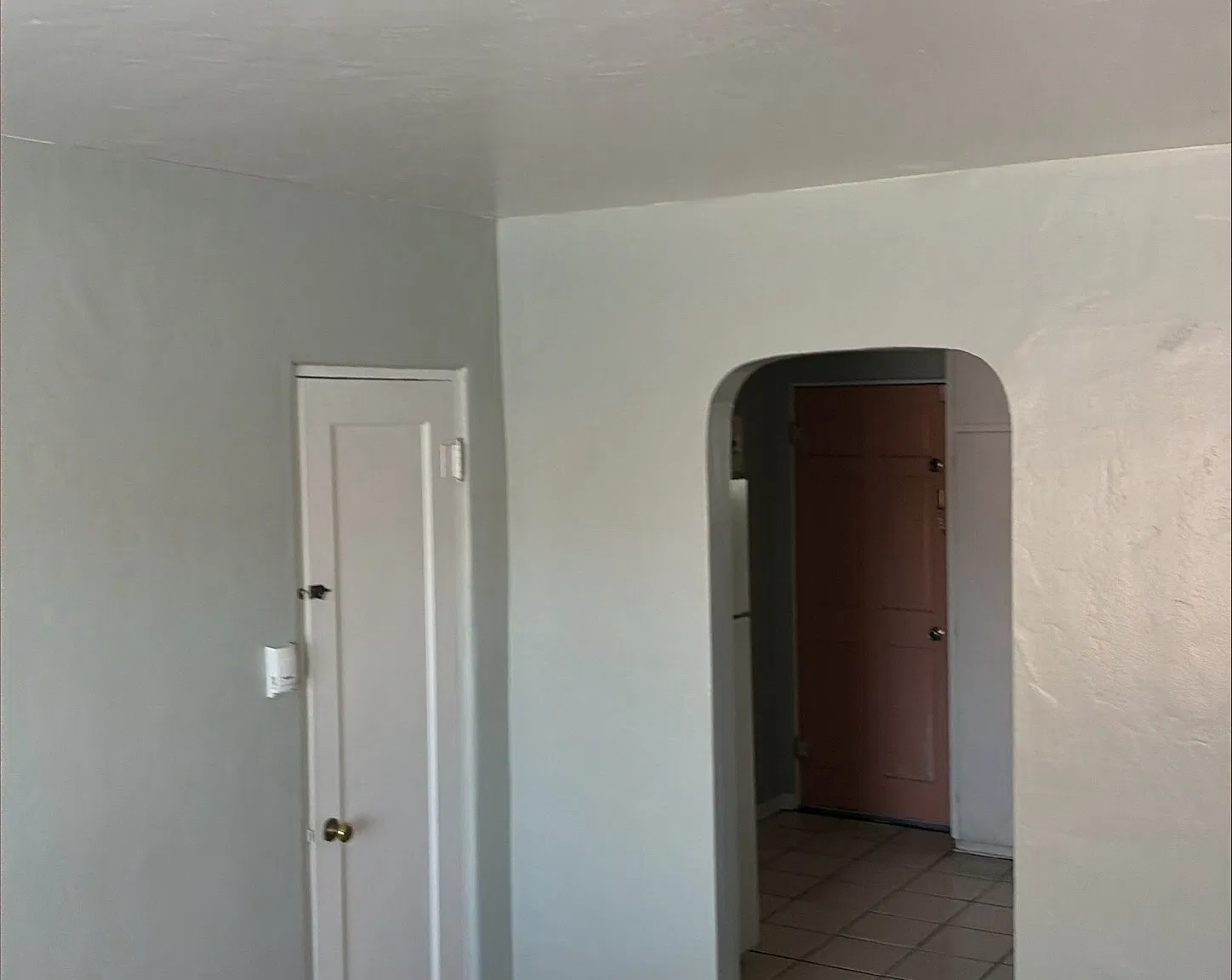 Classic Nob Hill One Bedroom Just 2 Blocks to UNM — Photo 4