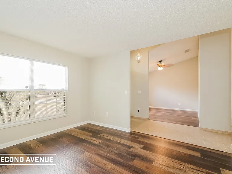 704 Cockatoo Ct — Photo 8