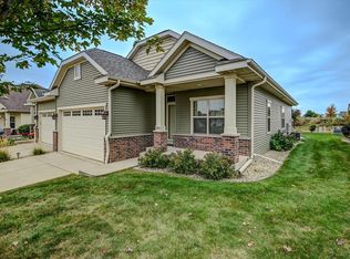 6783 Village Walk Ln #51, Deforest, WI 53532