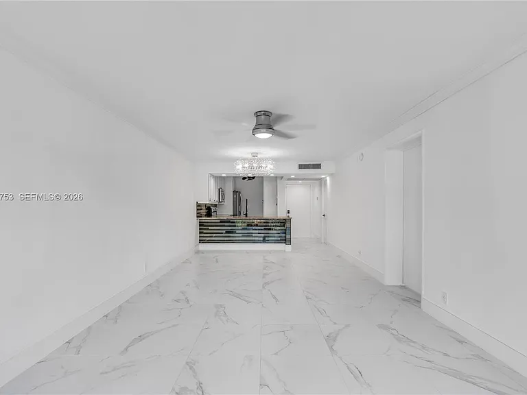 12 Royal Palm Way #103 — Photo 7
