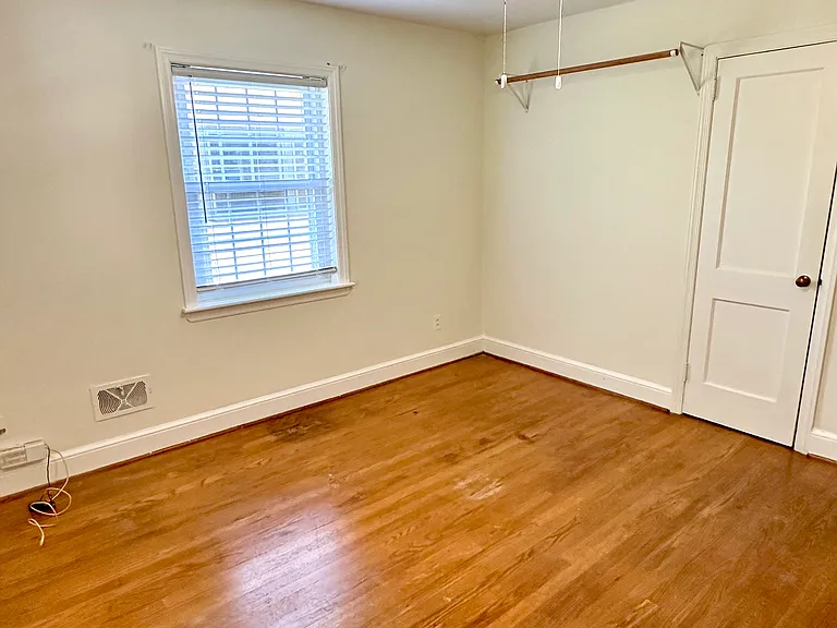 120 Cox Ave #4 — Photo 5