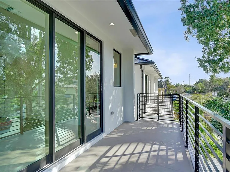 604 SW 7th Ave — Photo 19