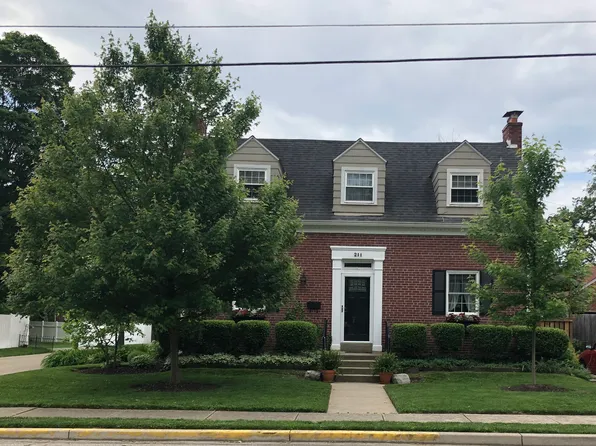 211 Oakey Ave, Lawrenceburg, IN 47025