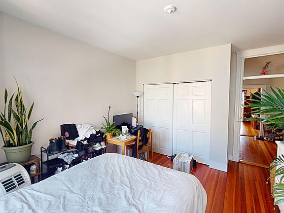 5th image of 40 Orkney Rd APT 6